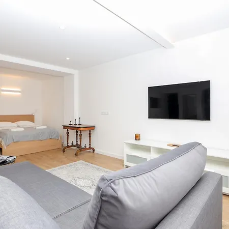 The Spinner Spot I Self Check-in I ᴄᴏʜᴏsᴛ Apartment