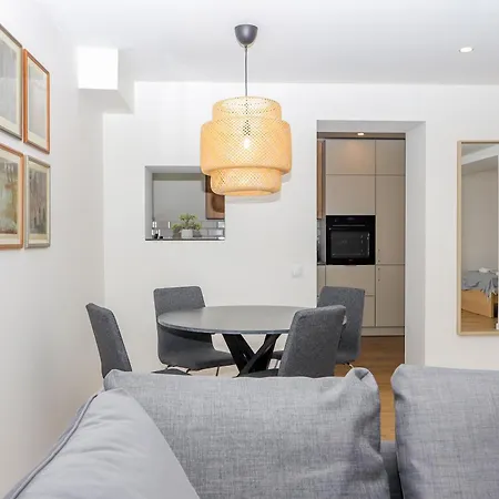 The Spinner Spot I Self Check-in I ᴄᴏʜᴏsᴛ Klaipeda