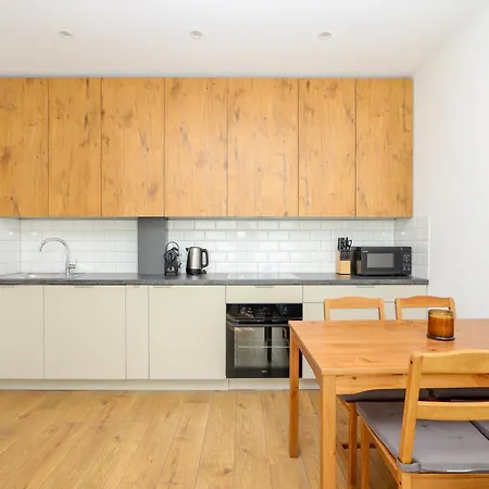 The Spinner Spot I Self Check-in I ᴄᴏʜᴏsᴛ * Klaipeda