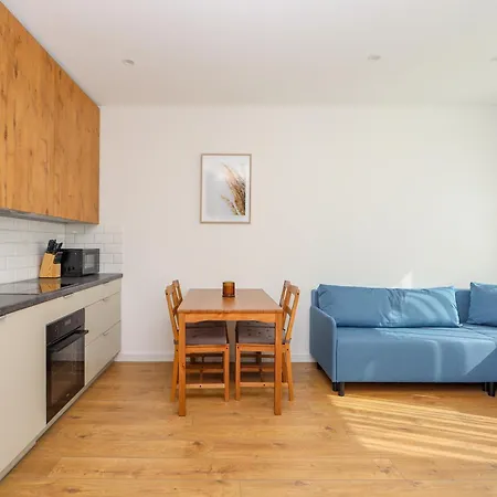 The Spinner Spot I Self Check-in I ᴄᴏʜᴏsᴛ Klaipeda