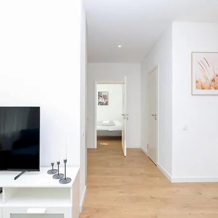 The Spinner Spot I Self Check-in I ᴄᴏʜᴏsᴛ *