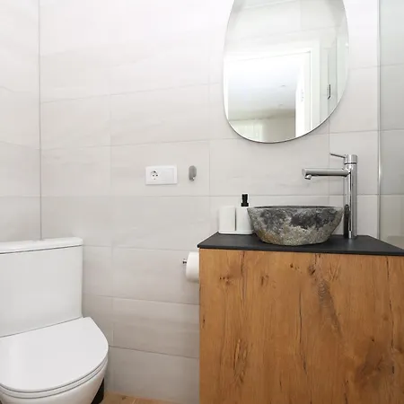 The Spinner Spot I Self Check-in I ᴄᴏʜᴏsᴛ Klaipeda