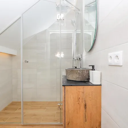 Apartment The Spinner Spot I Self Check-in I ᴄᴏʜᴏsᴛ