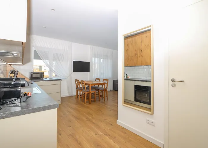 The Spinner Spot I Self Check-In I Cohost *