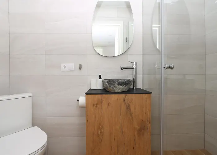 The Spinner Spot I Self Check-In I Cohost Apartament