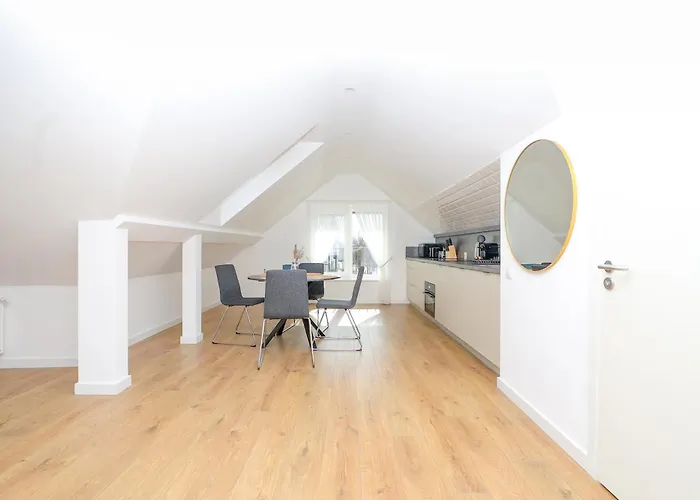 The Spinner Spot I Self Check-in I Cohost Klaipeda